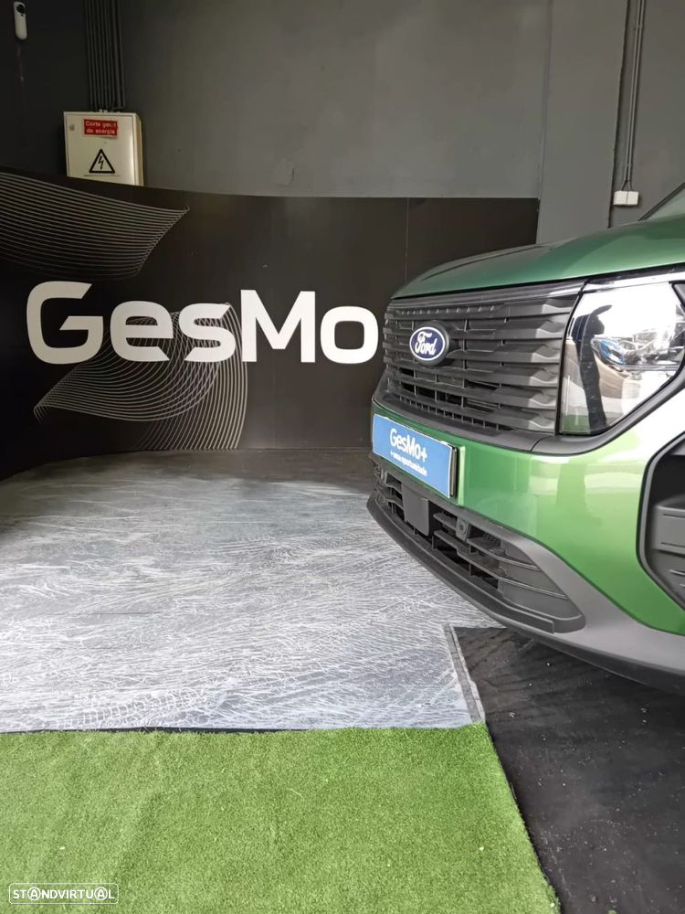 Ford Tourneo Courier 1.0 EcoBoost Titanium - 12