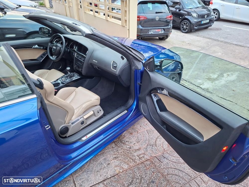 Audi A5 Cabrio 2.0 TDi S-line - 27
