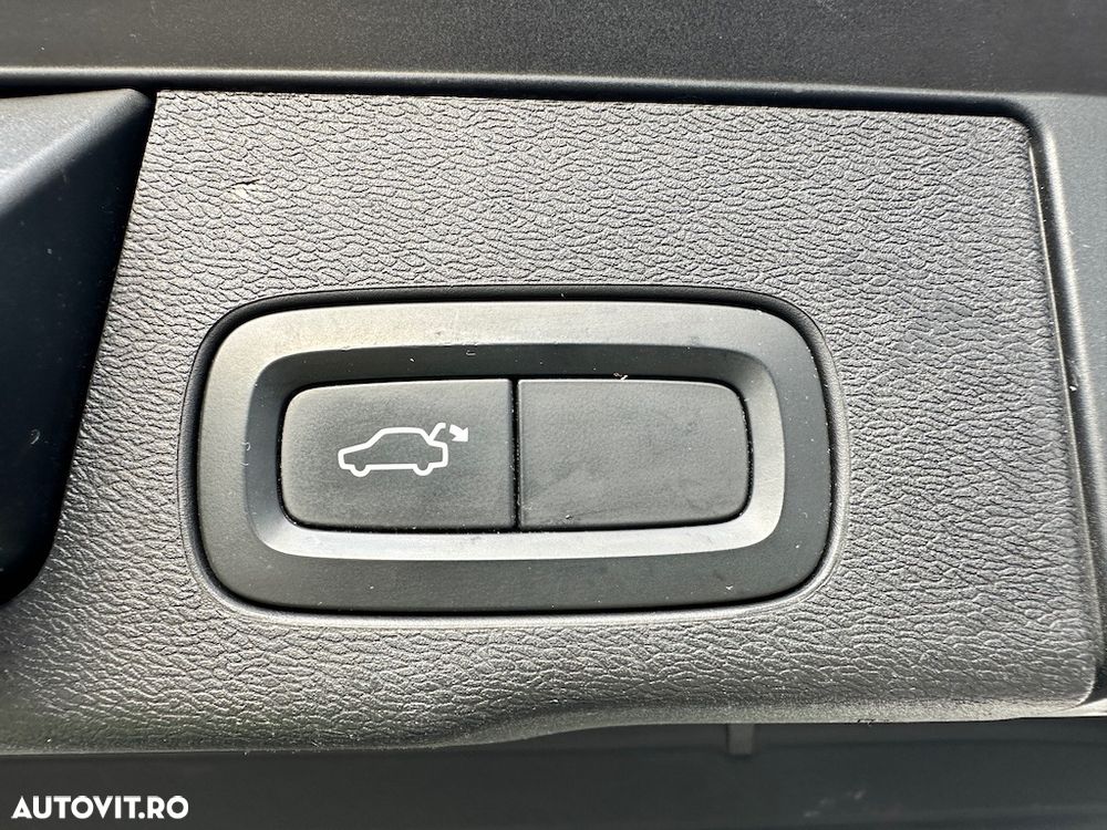 Volvo XC 60 D5 AWD Inscription - 18