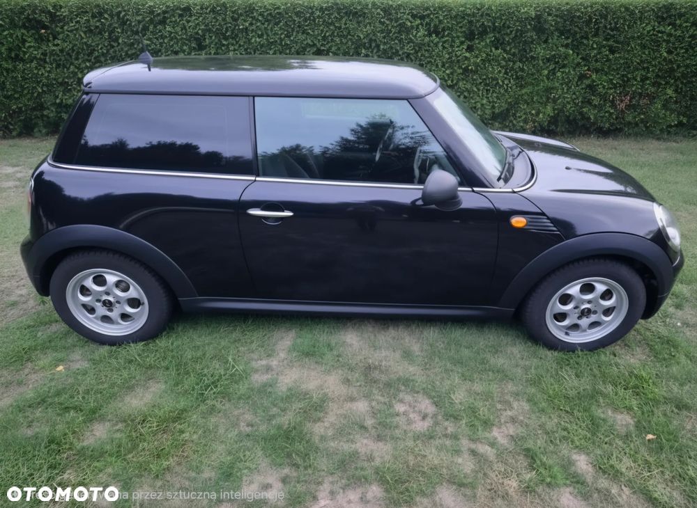 MINI ONE - 9
