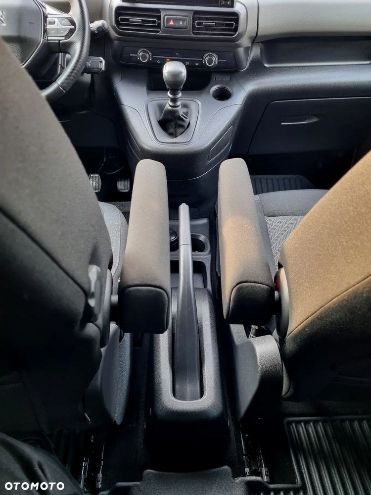 Peugeot Rifter 1.2 PureTech GT Line S&S - 29