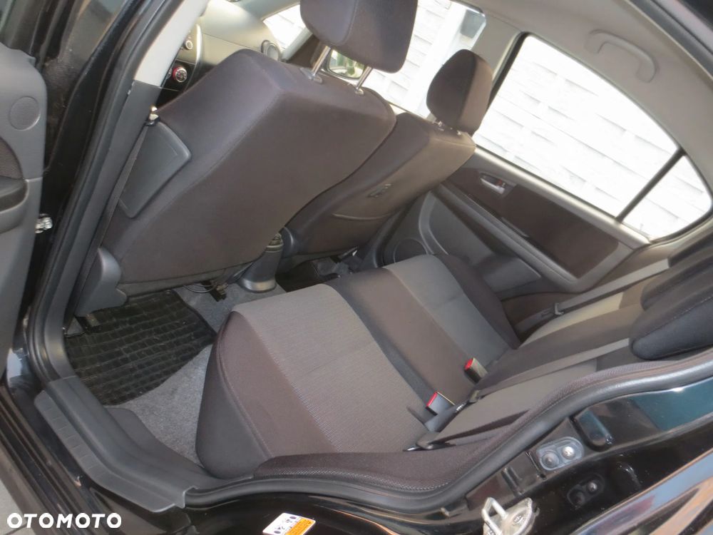 Suzuki SX4 - 8