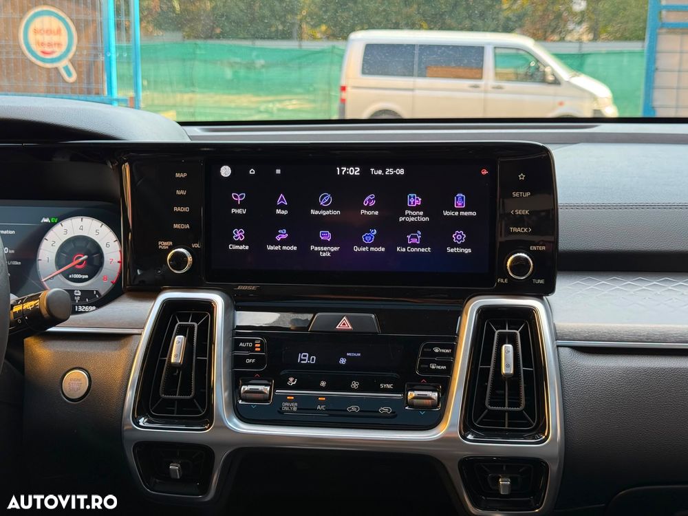 Kia Sorento 1.6T-GDI PHEV AWD OPF Aut. Platinum - 29