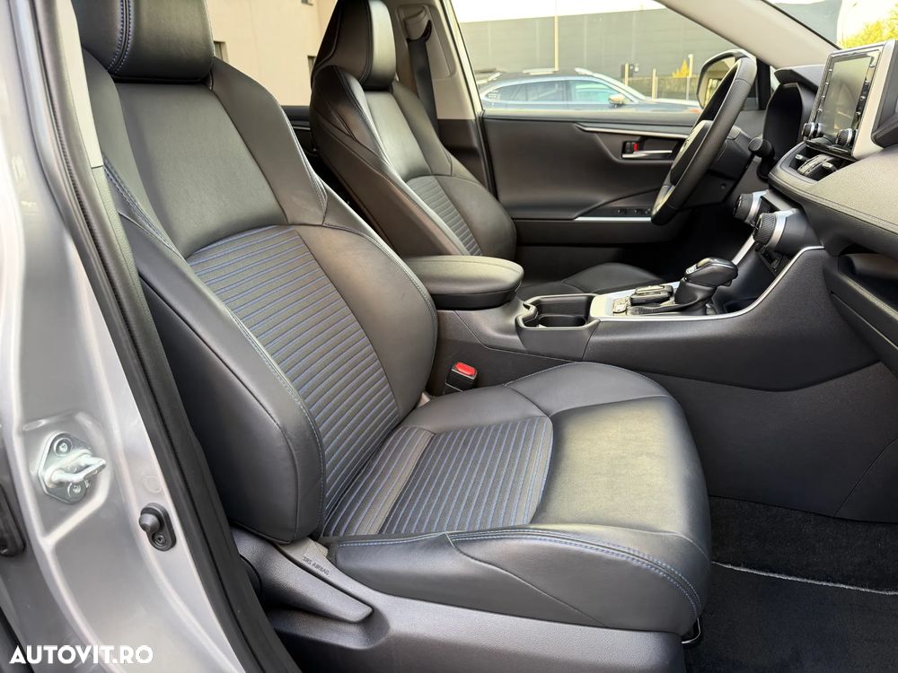Toyota RAV4 - 26