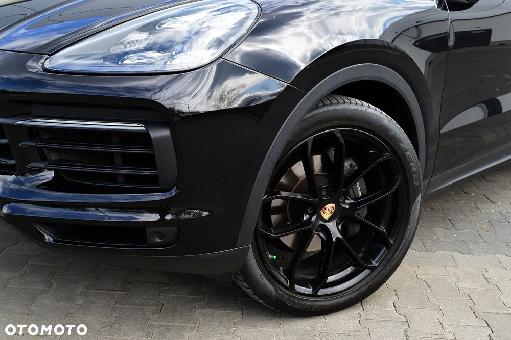 Porsche Cayenne Platinum Edition - 28