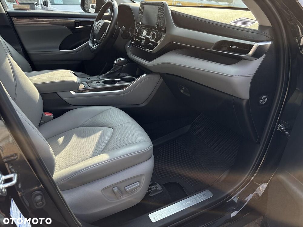 Toyota Highlander - 18