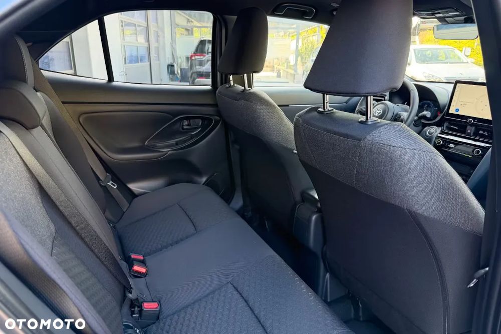 Toyota Yaris Cross Hybrid 1.5 Style - 28
