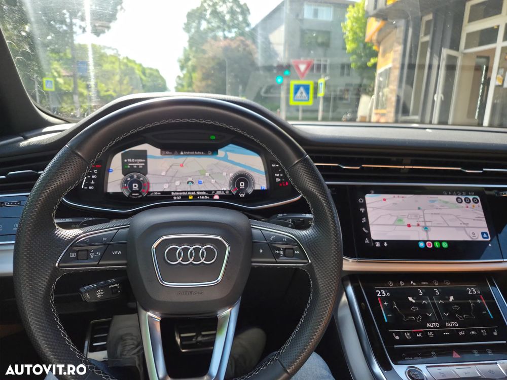 Audi Q8 - 32