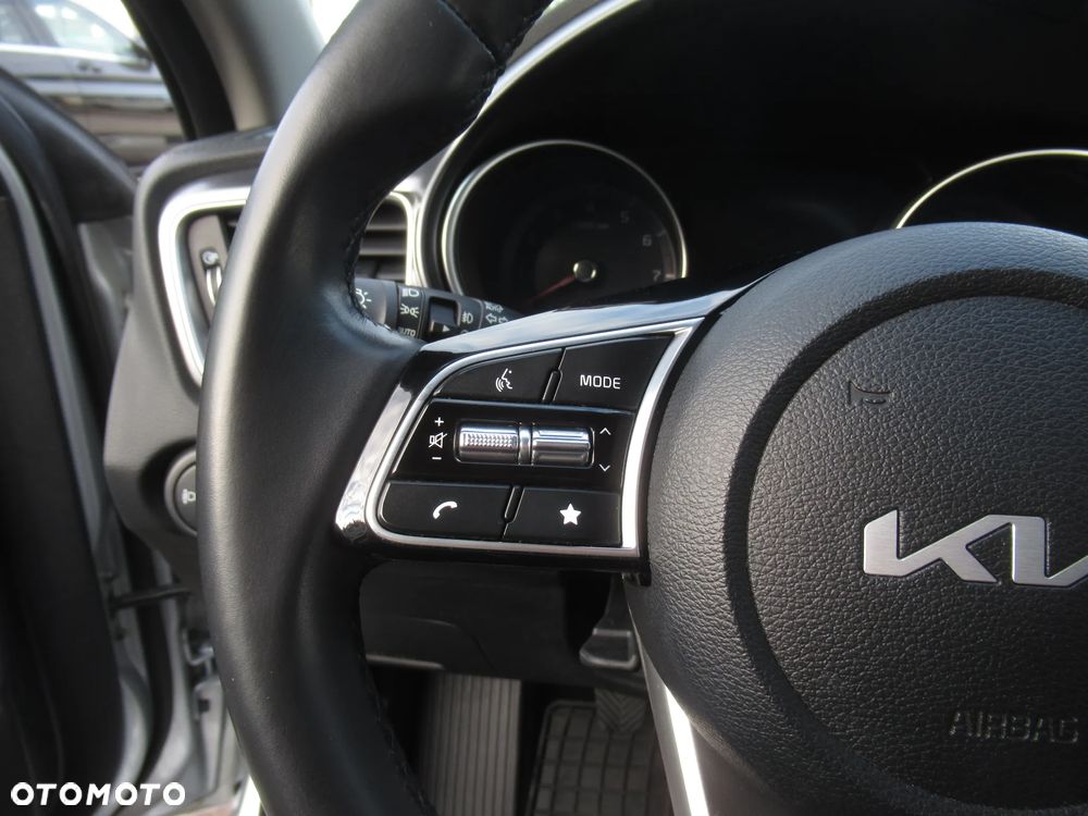 Kia Ceed 1.5 T-GDI M - 12