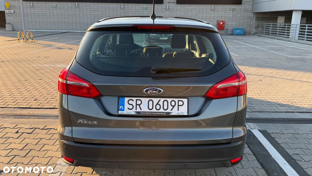 Ford Focus 1.5 TDCi Trend - 4