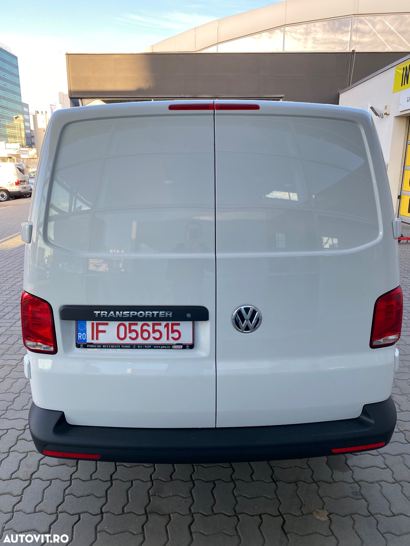 Volkswagen Transporter - 5
