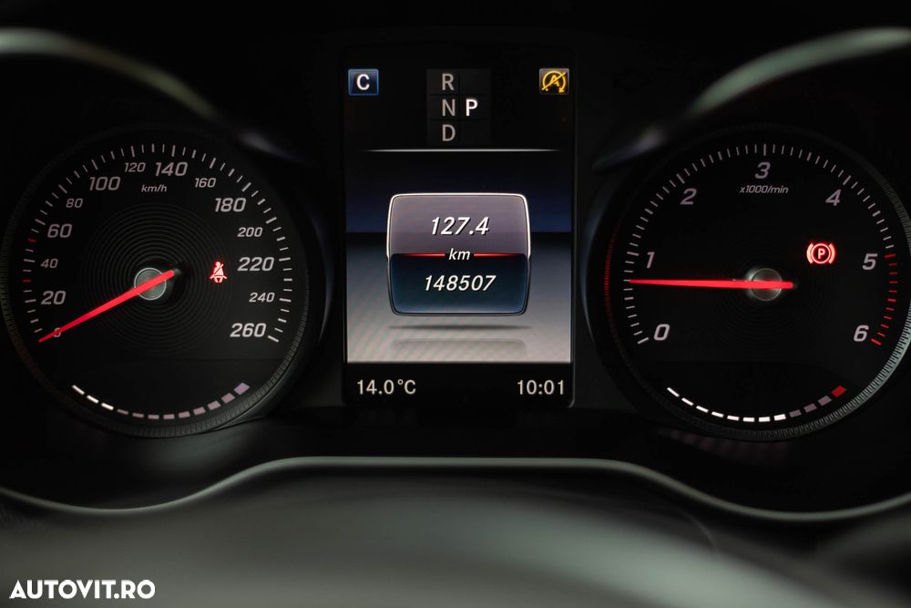 Mercedes-Benz GLC - 24