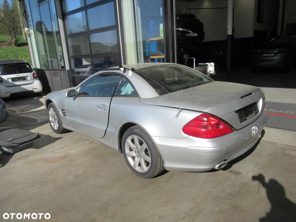 Mercedes-Benz SL 500 7G-TRONIC - 4