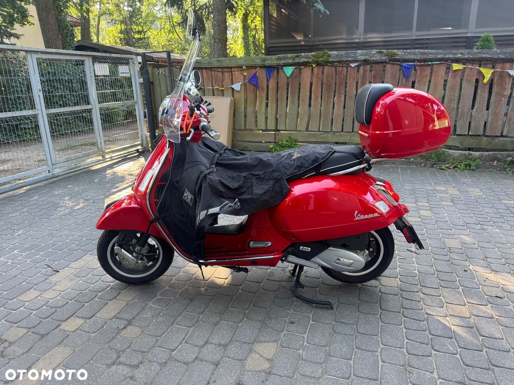Vespa GTS - 16