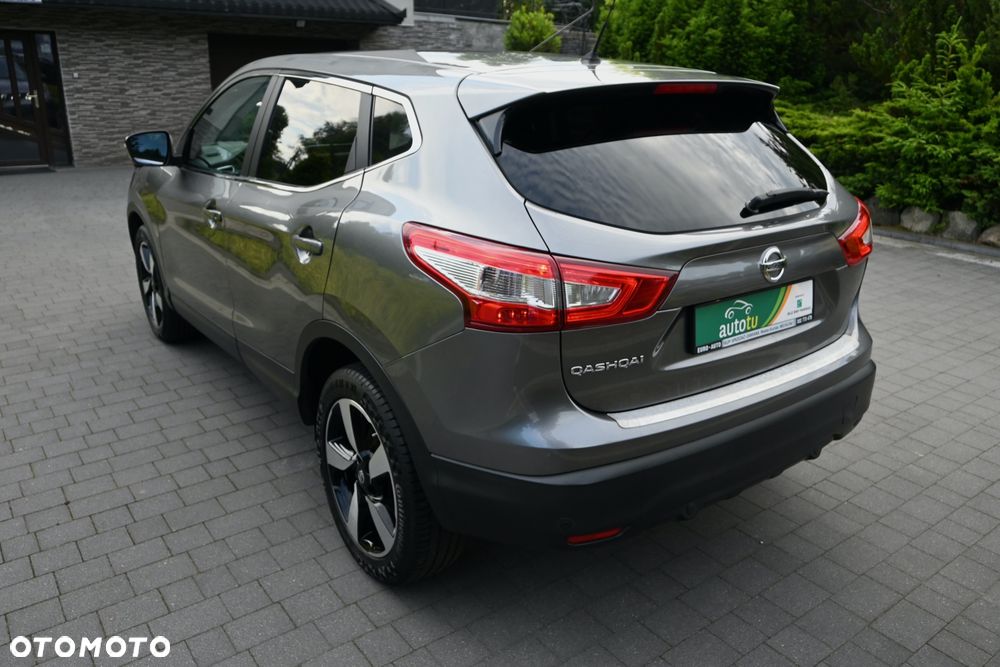 Nissan Qashqai 1.2 DIG-T Xtronic 360 - 4