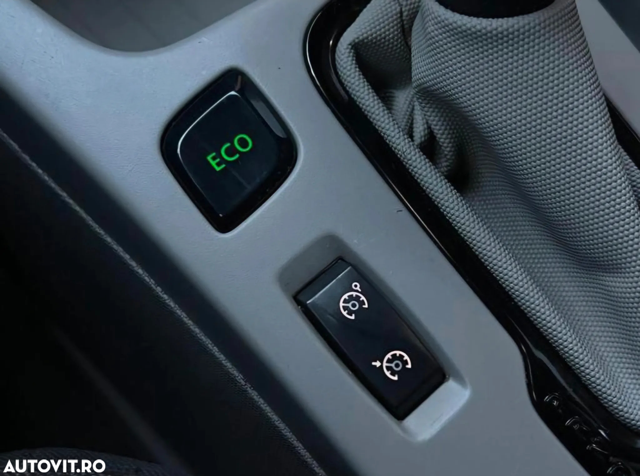Renault ZOE - 19