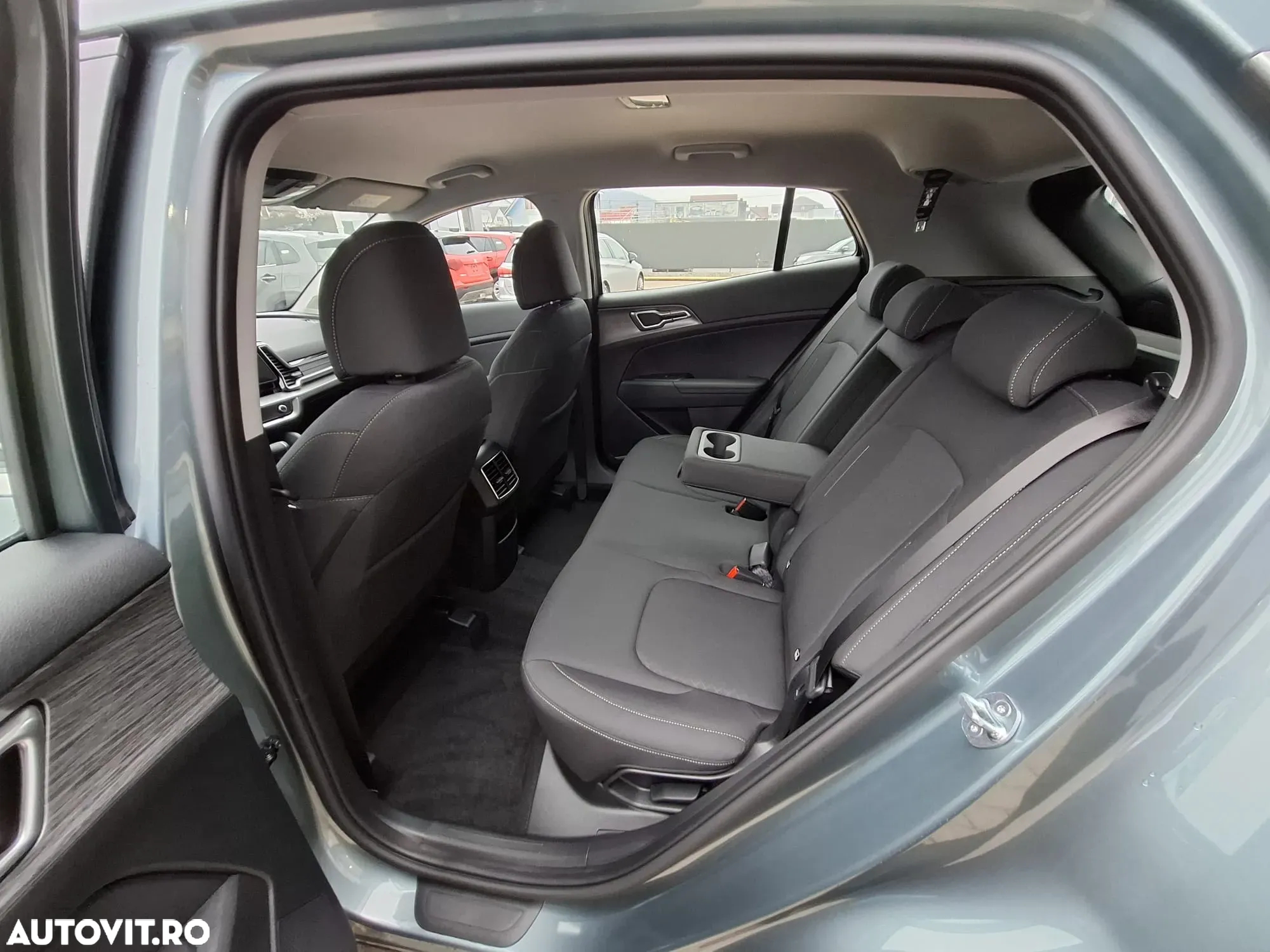 Kia Sportage 1.6 T-GDI MHEV 7DCT HP 4x2 Urban - 11