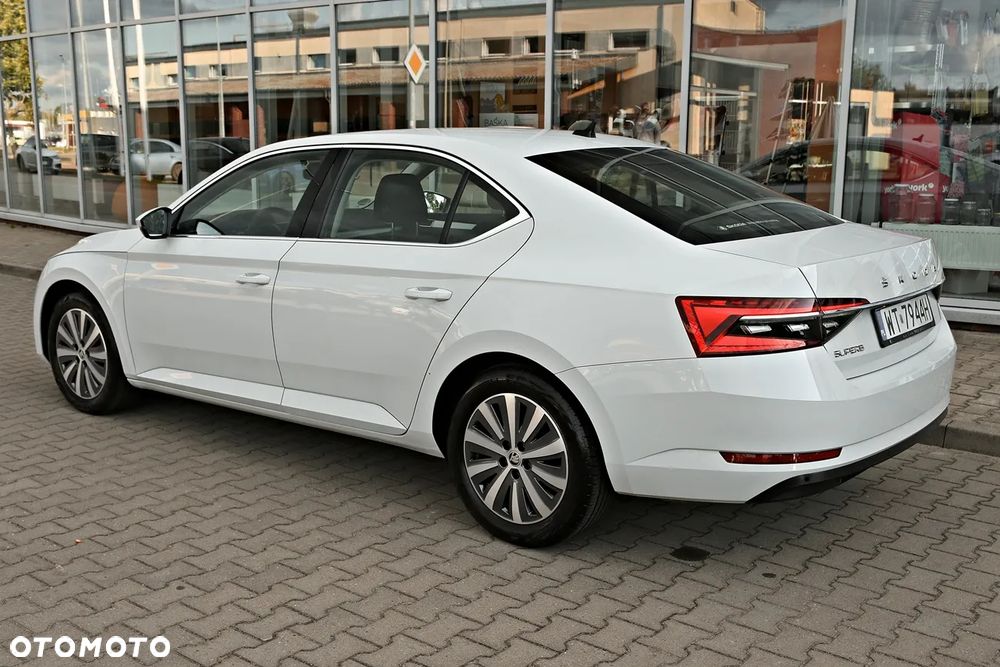 Skoda Superb 1.5 TSI Ambition DSG - 22