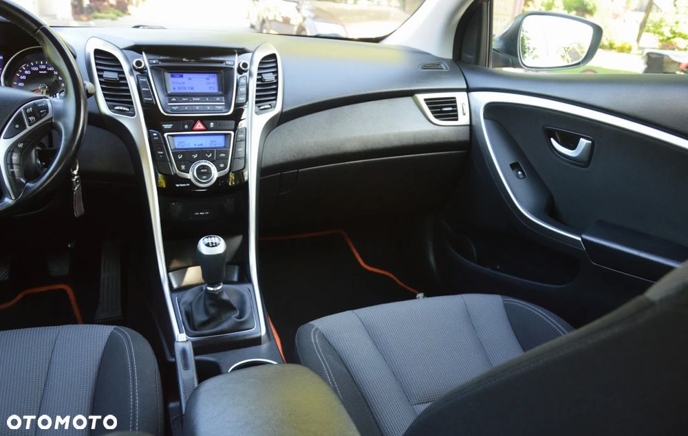 Hyundai i30 - 22