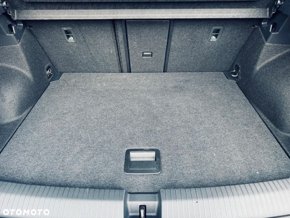 Volkswagen T-Roc 1.5 TSI Life - 10