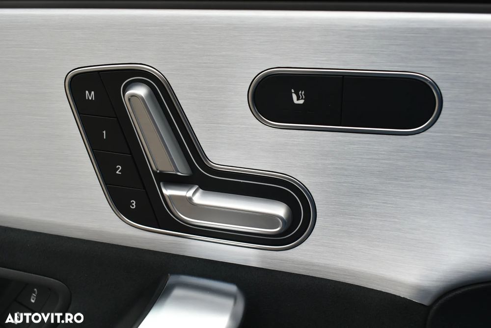 Mercedes-Benz CLA 200 MHEV Coupe - 13