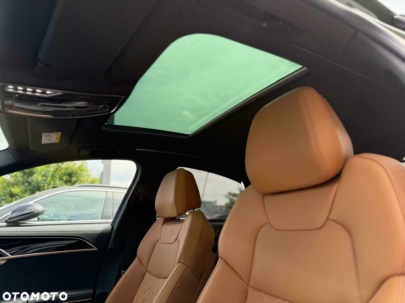Audi A8 - 17