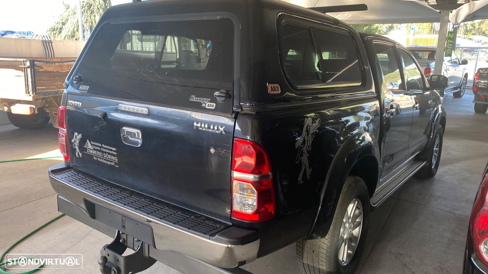 Toyota Hilux — photo 4