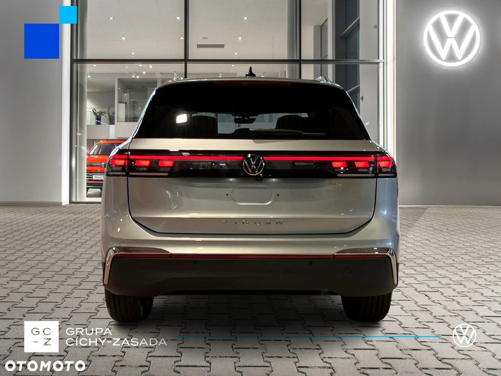 Volkswagen Tiguan 2.0 TDI Elegance DSG - 4