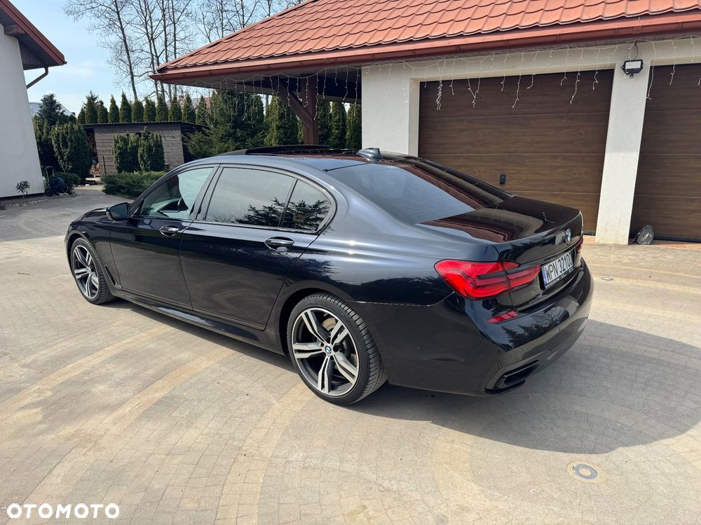 BMW Seria 7 750Li - 4