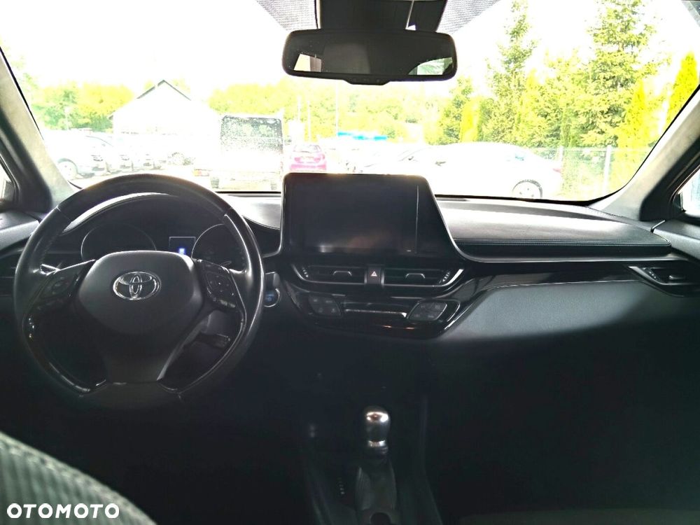 Toyota C-HR - 6