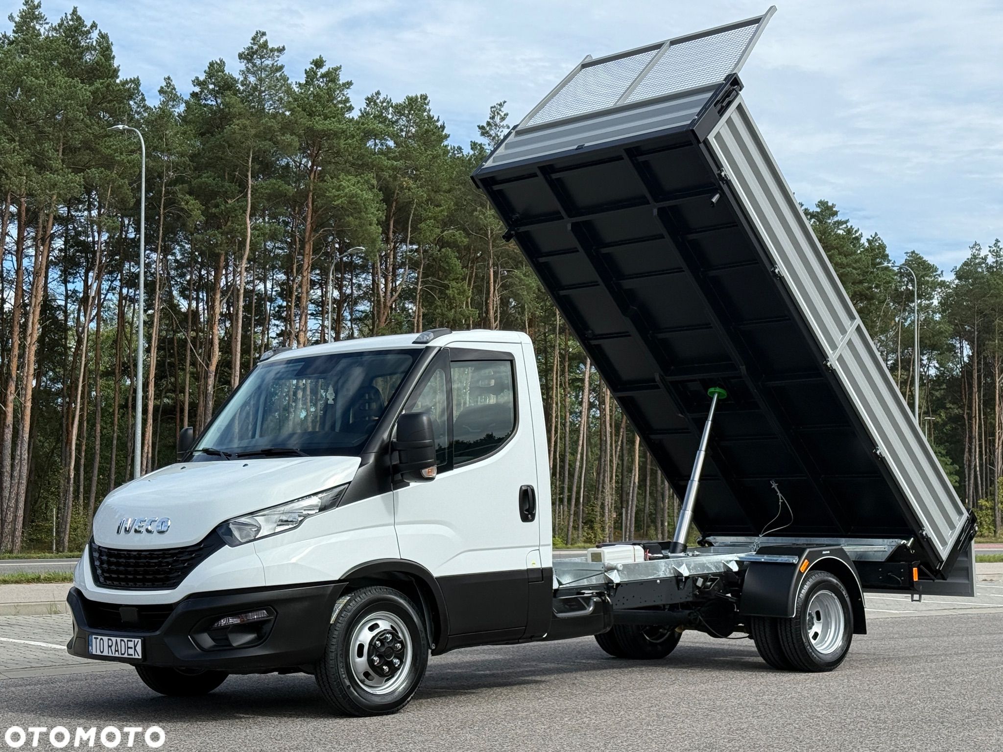Iveco DAILY 35-180 3.0 HPI 180KM WYWROTKA 3-stronna ! 78 tyś km! Resor +Poduszka! HAK!!! - 1