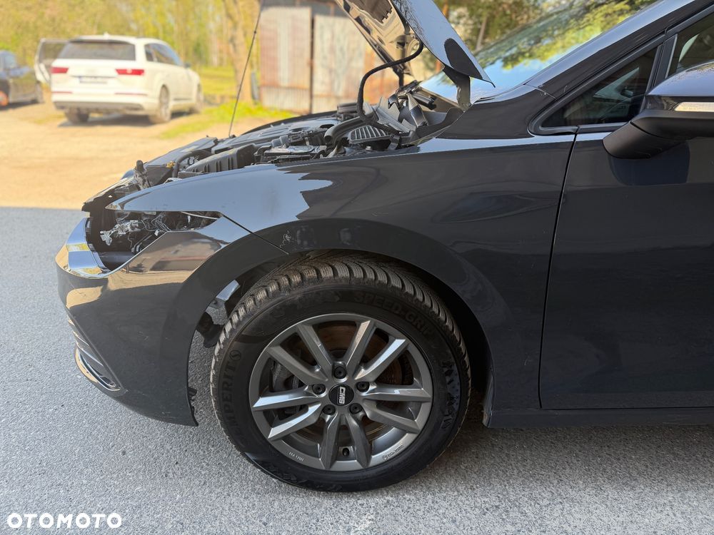 Volkswagen Golf Variant 2.0 TDI SCR DSG Life - 13