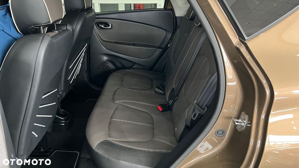 Renault Captur - 25