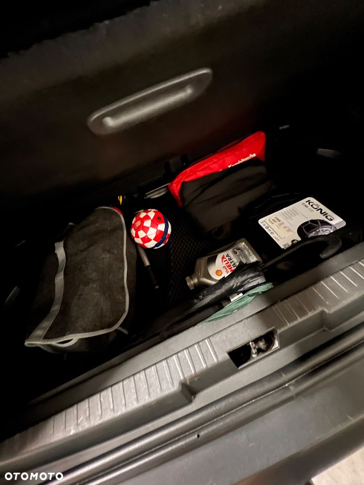 Renault Captur - 19