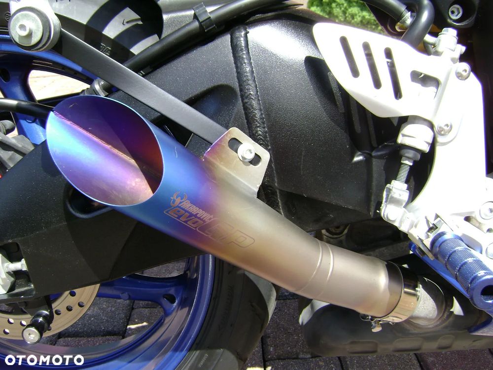 Suzuki GSX-R - 9