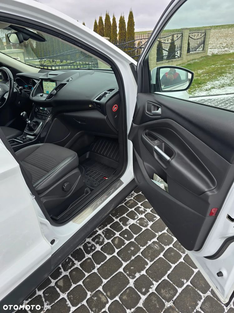 Ford Kuga 2.0 TDCi 4x4 Titanium - 5