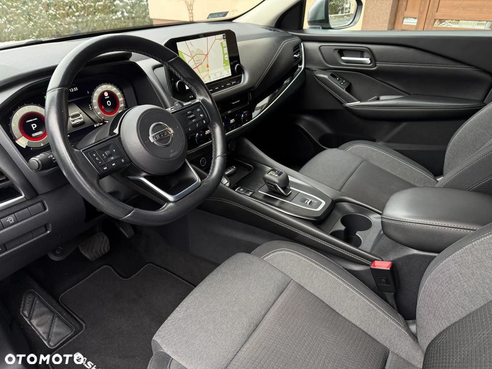 Nissan Qashqai 1.3 DIG-T N-Connecta DCT - 21