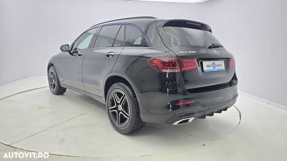 Mercedes-Benz GLC - 10