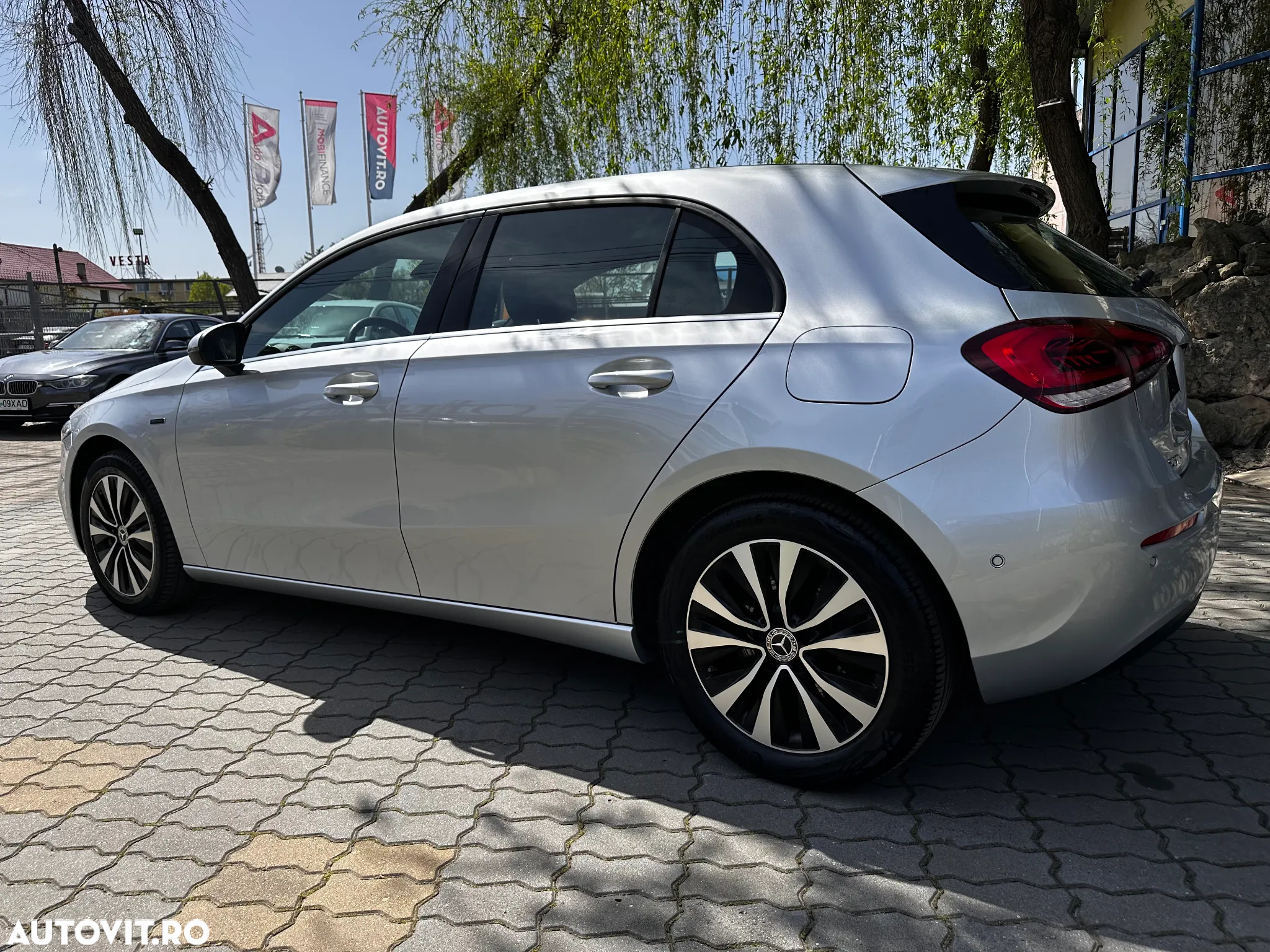 Mercedes-Benz A 250 e 8G-DCT Lim. Progressive Advanced - 13