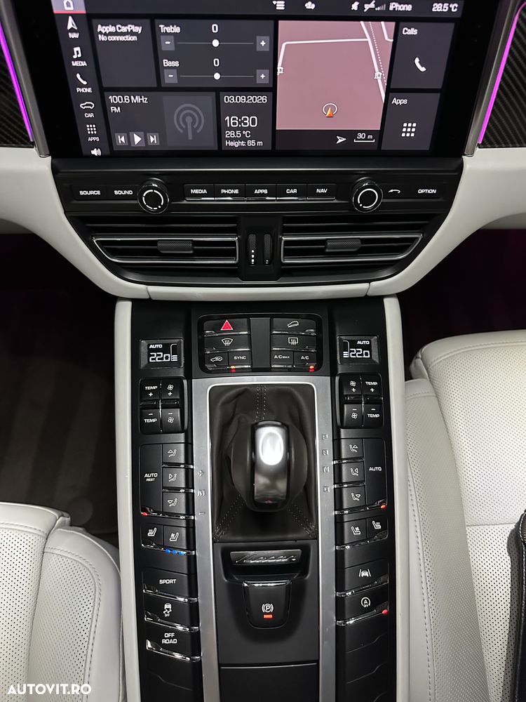 Porsche Macan Standard - 18