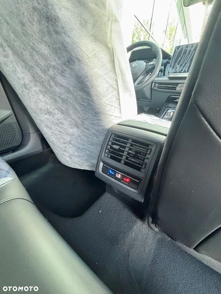 Volkswagen Golf 2.0 TSI 4Motion R DSG - 13
