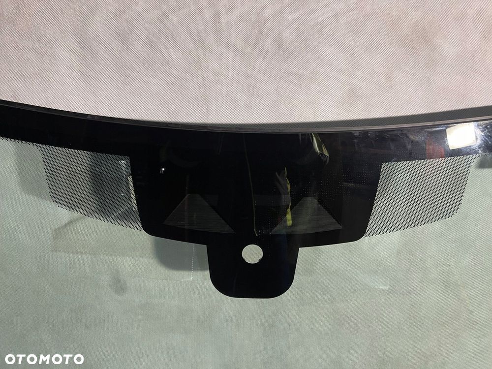 szyba przednia czołowa jaguar f-pace hud acoustic cała grzana po 2020- - 2