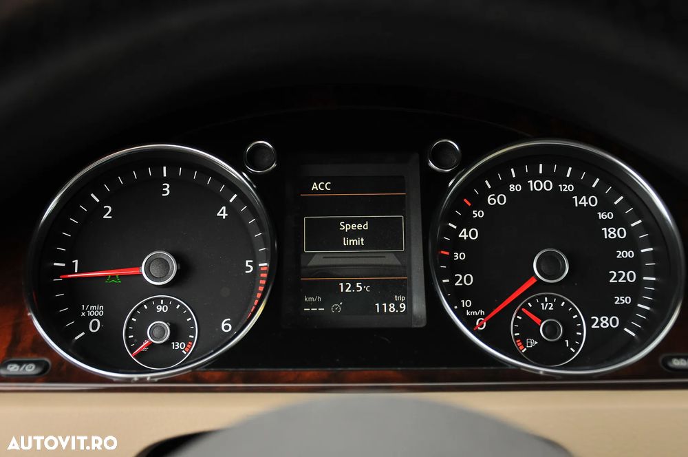 Volkswagen Passat CC 2.0 TDI DSG BMT - 30