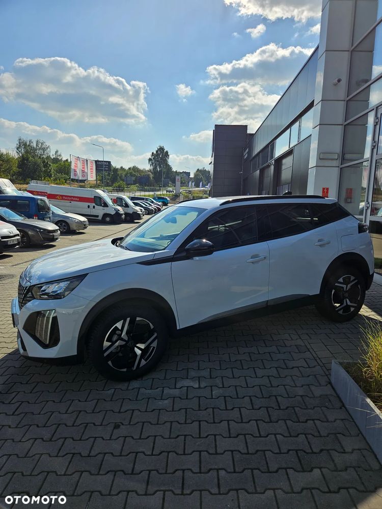 Peugeot 2008 PureTech 100 Allure S&S BVM6 - 3