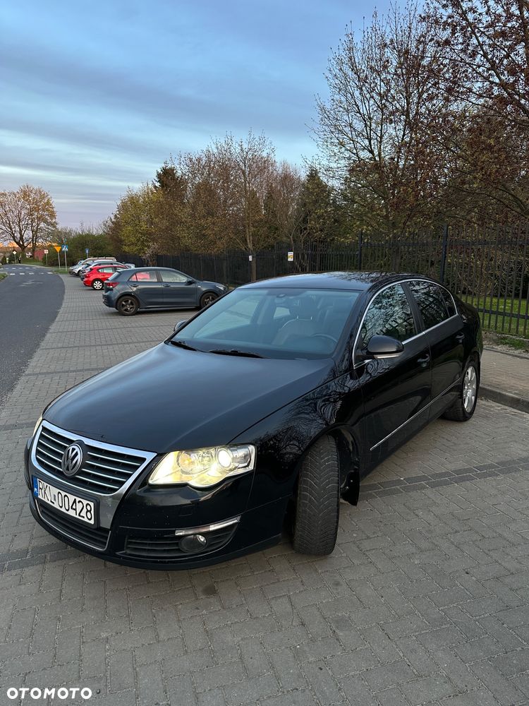 Volkswagen Passat 2.0 TDI Comfortline - 13