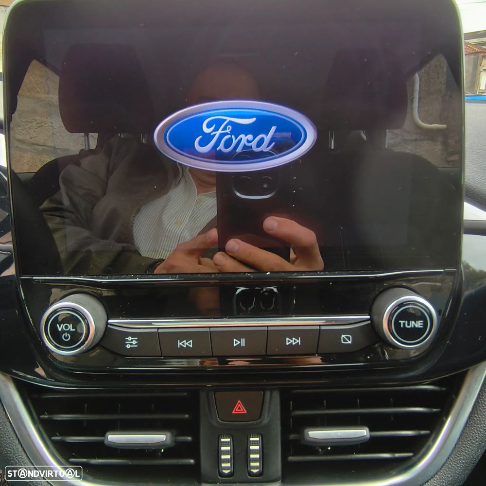 Ford Fiesta 1.0 EcoBoost Connected - 14