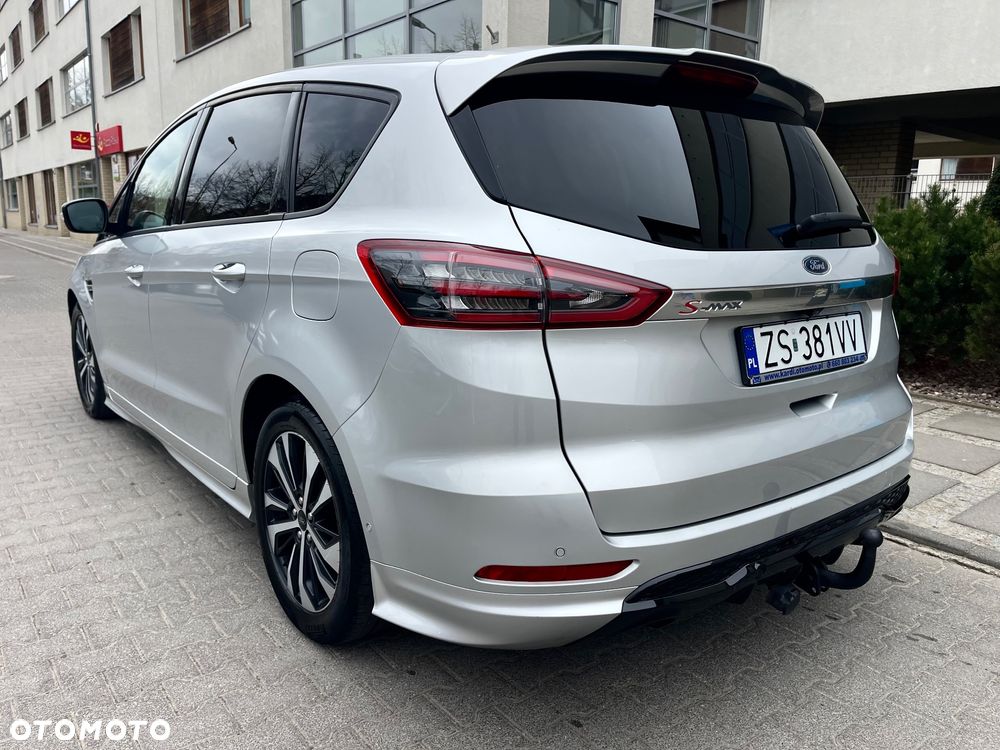 Ford S-Max - 9