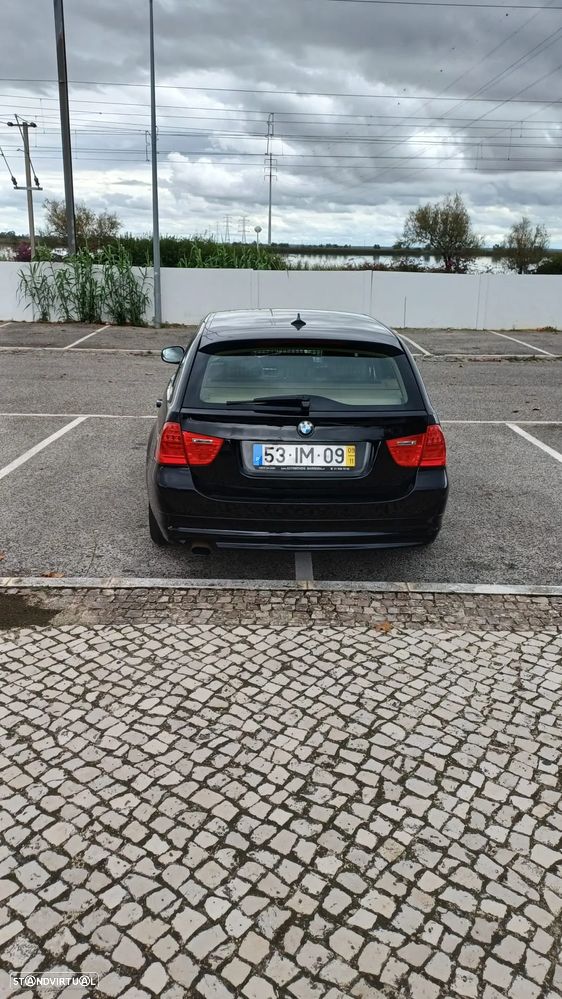 BMW 318 d Touring - 6