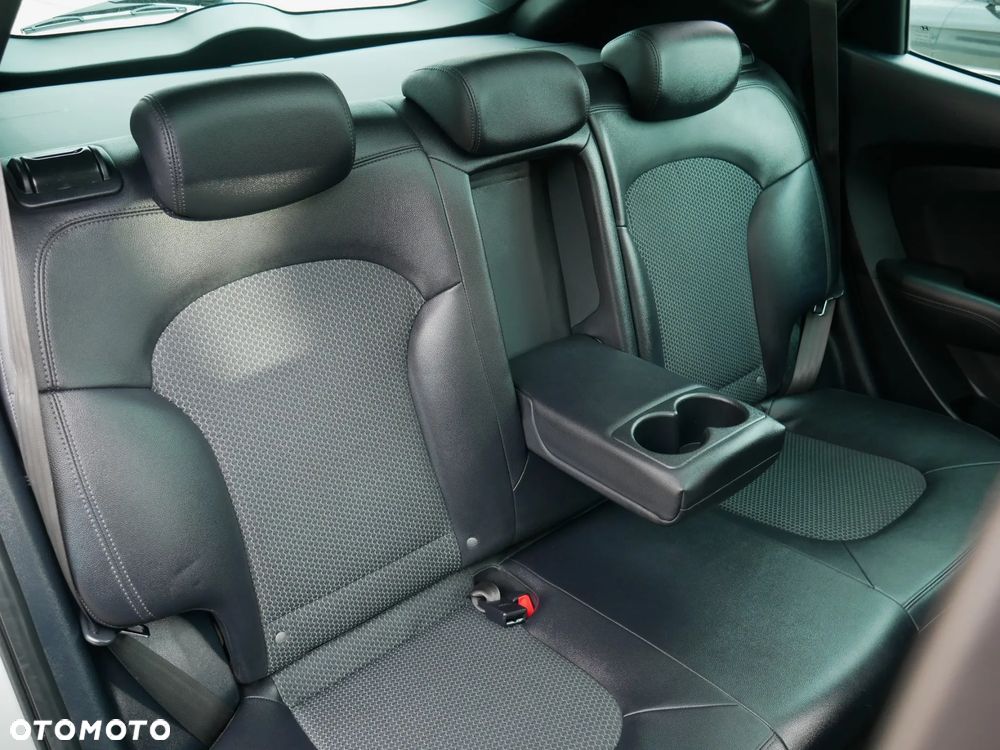 Hyundai ix35 2.0 Premium 2WD - 28