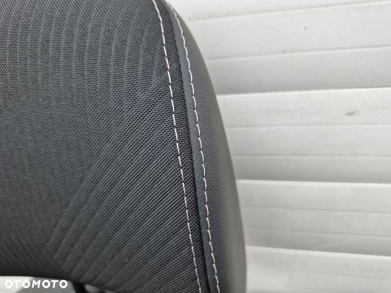 RENAULT TRAFIC 3 III VIVARO B FOTEL LEWY PRZÓD PRZEDNI KIEROWCY EU - 5